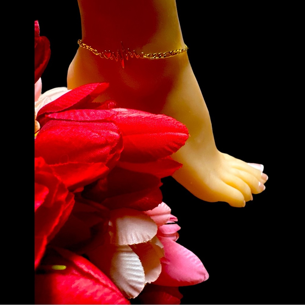 Heartbeat Ankle Bracelet-Goldtone